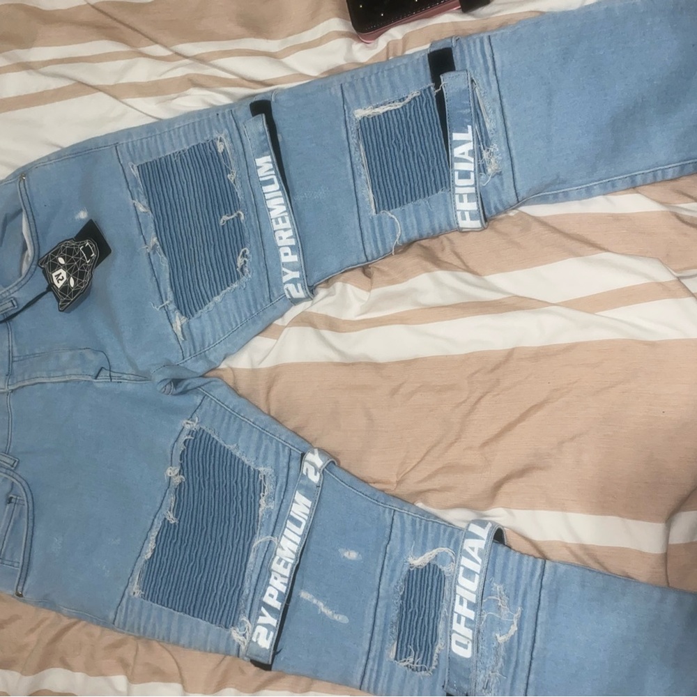 Men's Light Blue Distressed Jeans